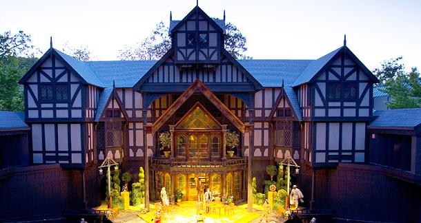 Oregon Shakespeare Festival Commissions Translations of Shakespeare's Plays