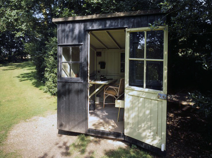 5 Writing Sheds That You'll Want To Build For Yourself 
